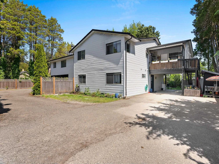 2076-2078 Bowler Drive, Surrey, BC, V4A 6S6