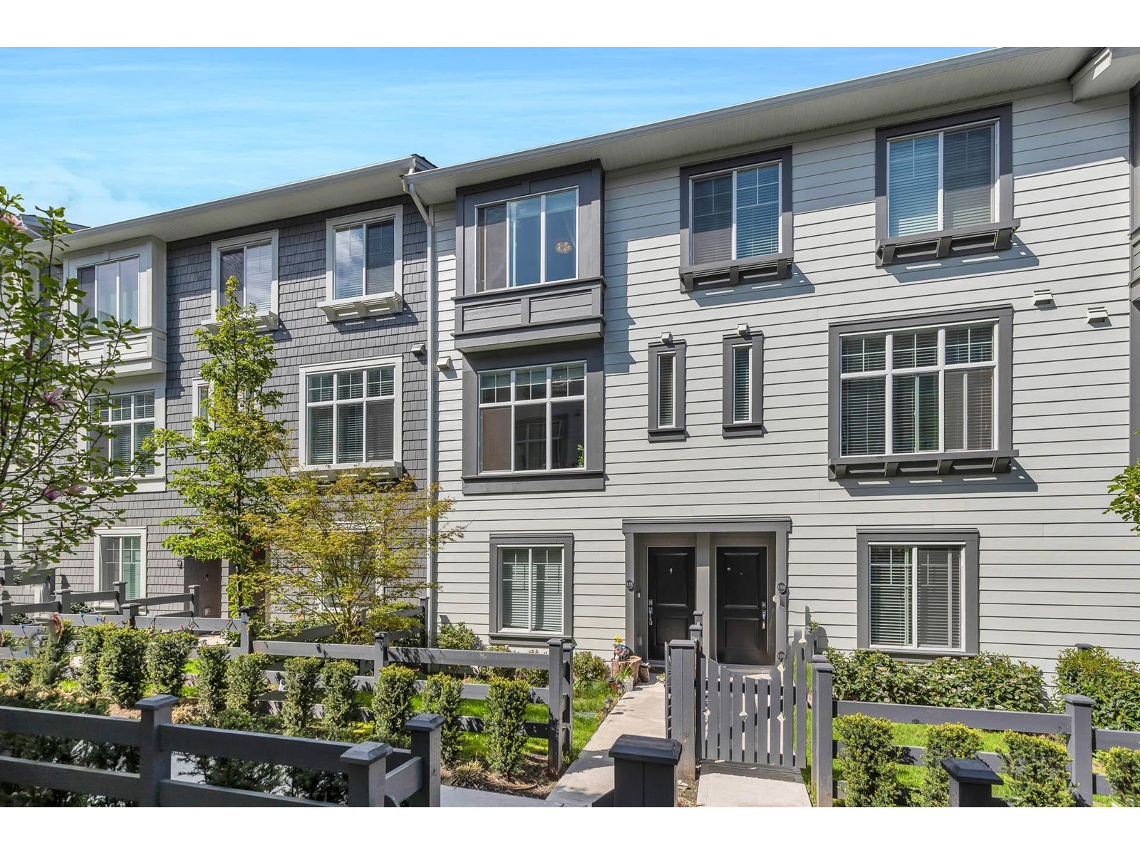 121-8168 136a Street, Surrey, BC, V3W 2Z6