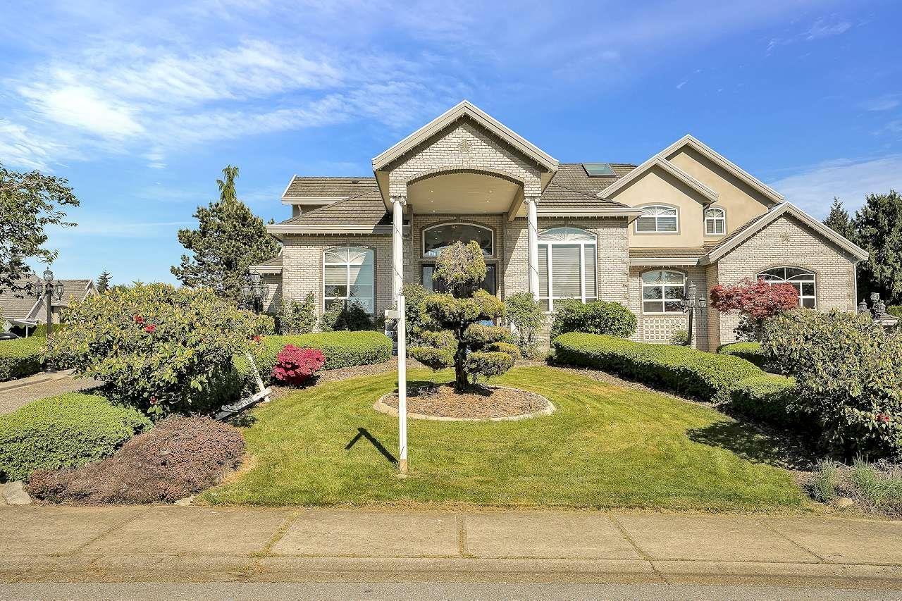 5748 123 Street, Surrey, BC, V3X 3H7