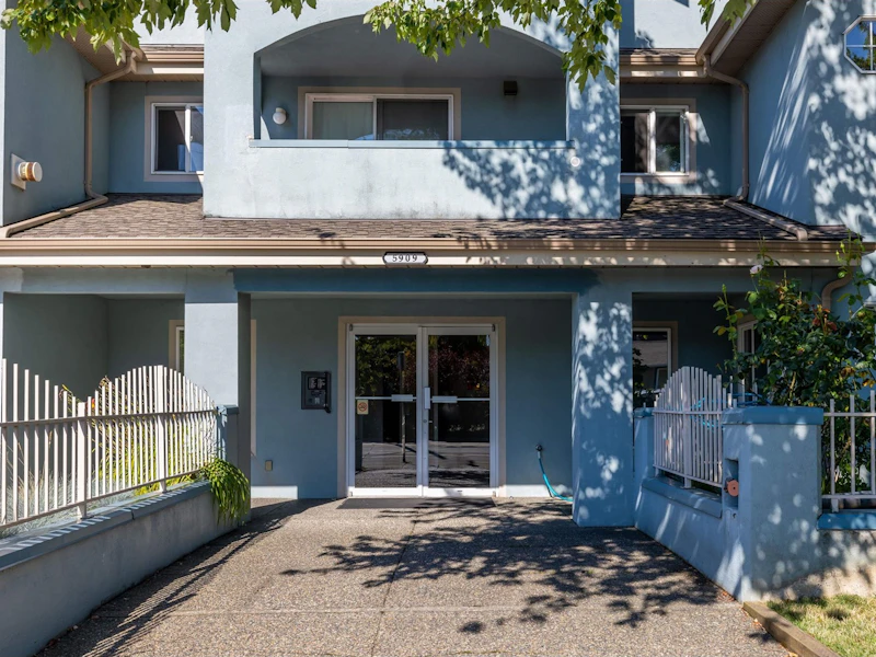 207 - 5909 177b Street, Surrey BC V3S 4J7
