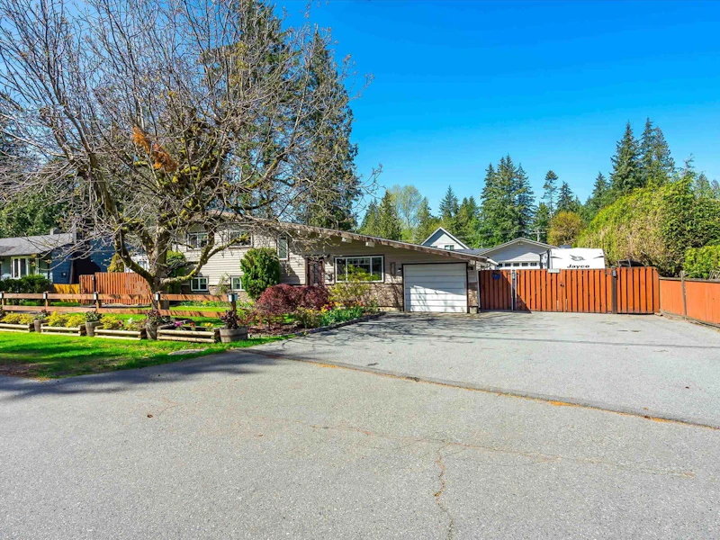 19815 38th Avenue, Langley BC V3A 2T6