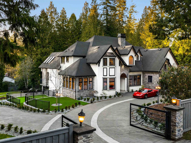 13585 28 Avenue, Surrey, BC, V4P 1X2