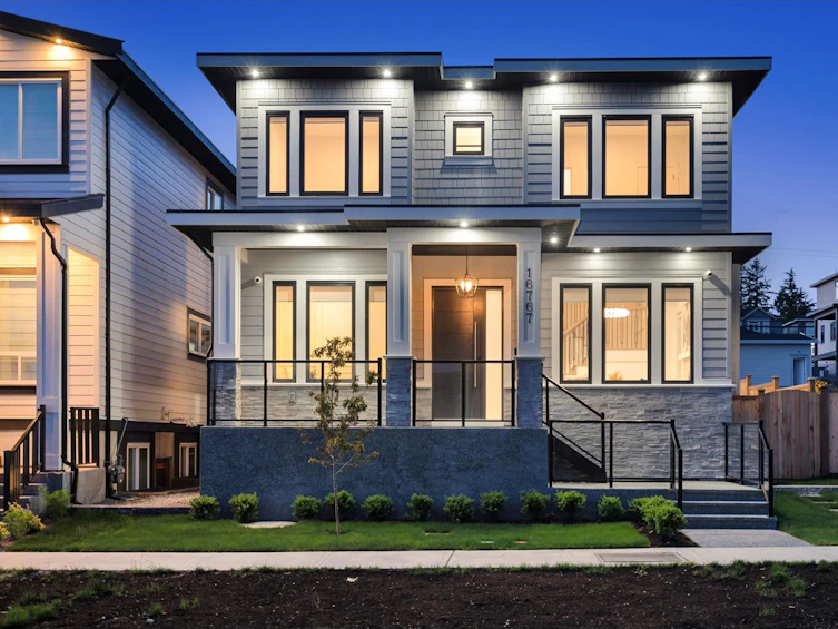 16767 15a Avenue, Surrey, BC, V3S 9X7