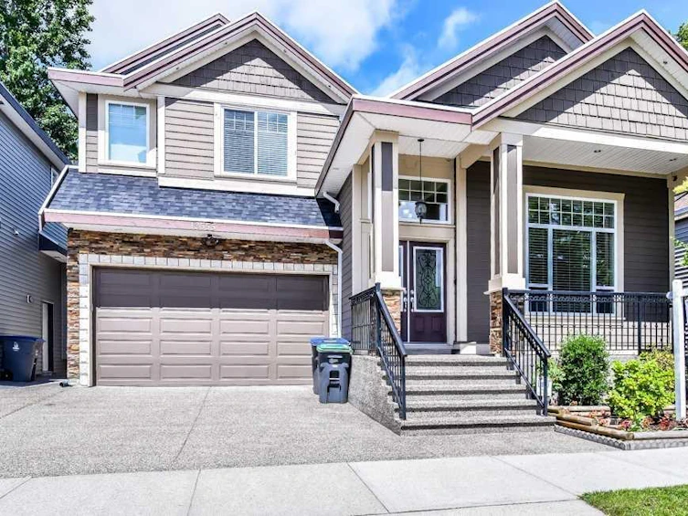 12555 67 Avenue, Surrey, BC, V3W 1V7