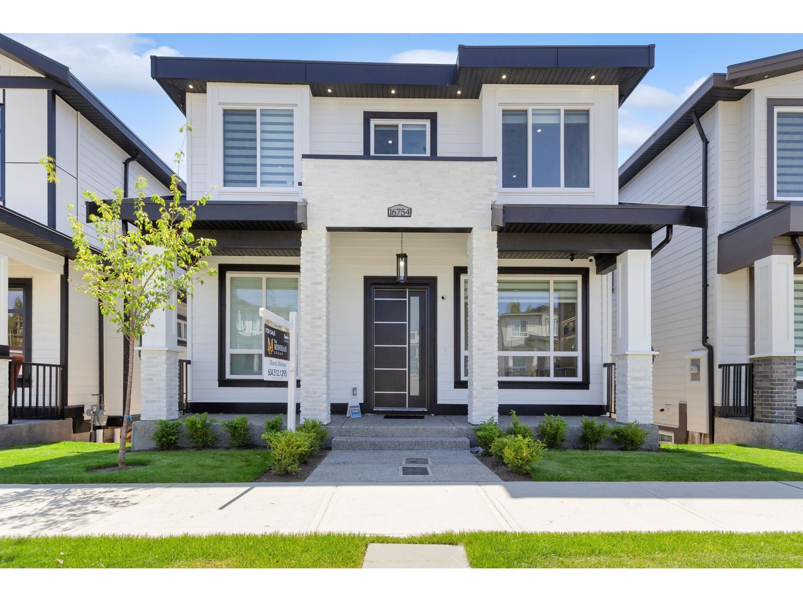 16754 15a Avenue, Surrey, BC, V3S 9X7
