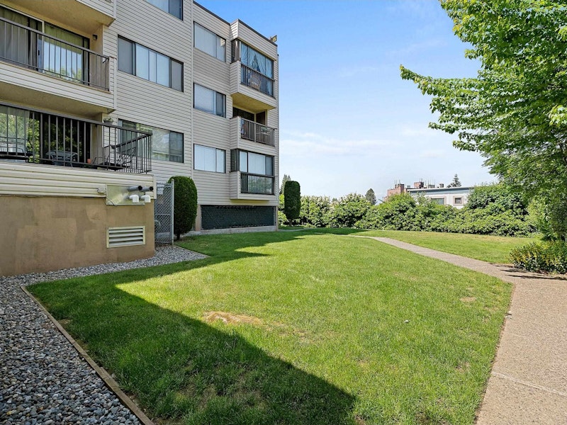 202 - 32733 Broadway East Street, Abbotsford BC V2T 4M9