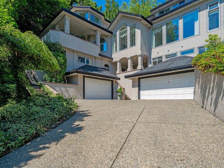 13345 55a Avenue, Surrey, BC, V3X 3B5