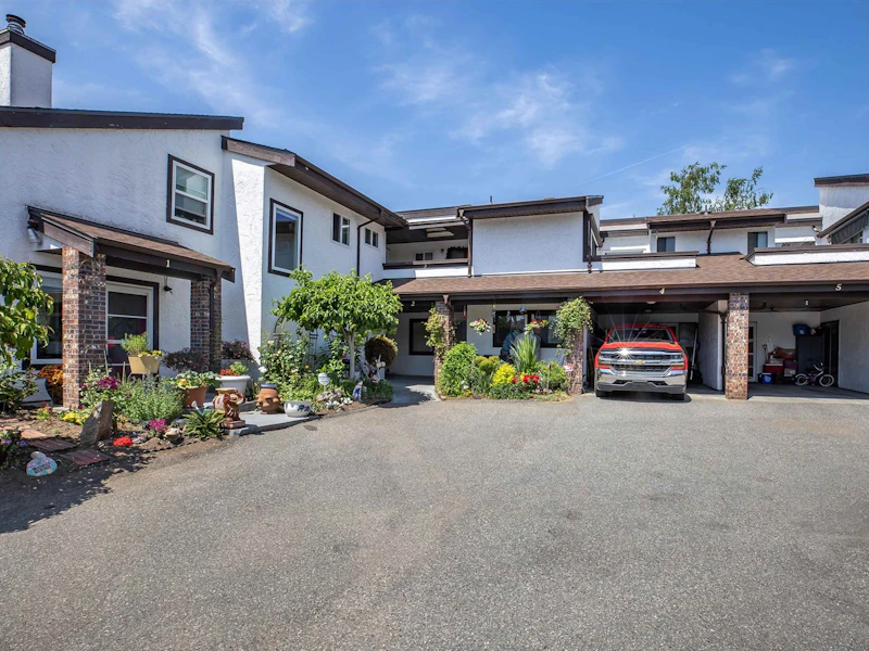 2 - 33903 Marshall Road, Abbotsford BC V2S 1L6