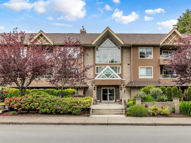 207-15375 17 Avenue, Surrey, BC, V4A 1T8