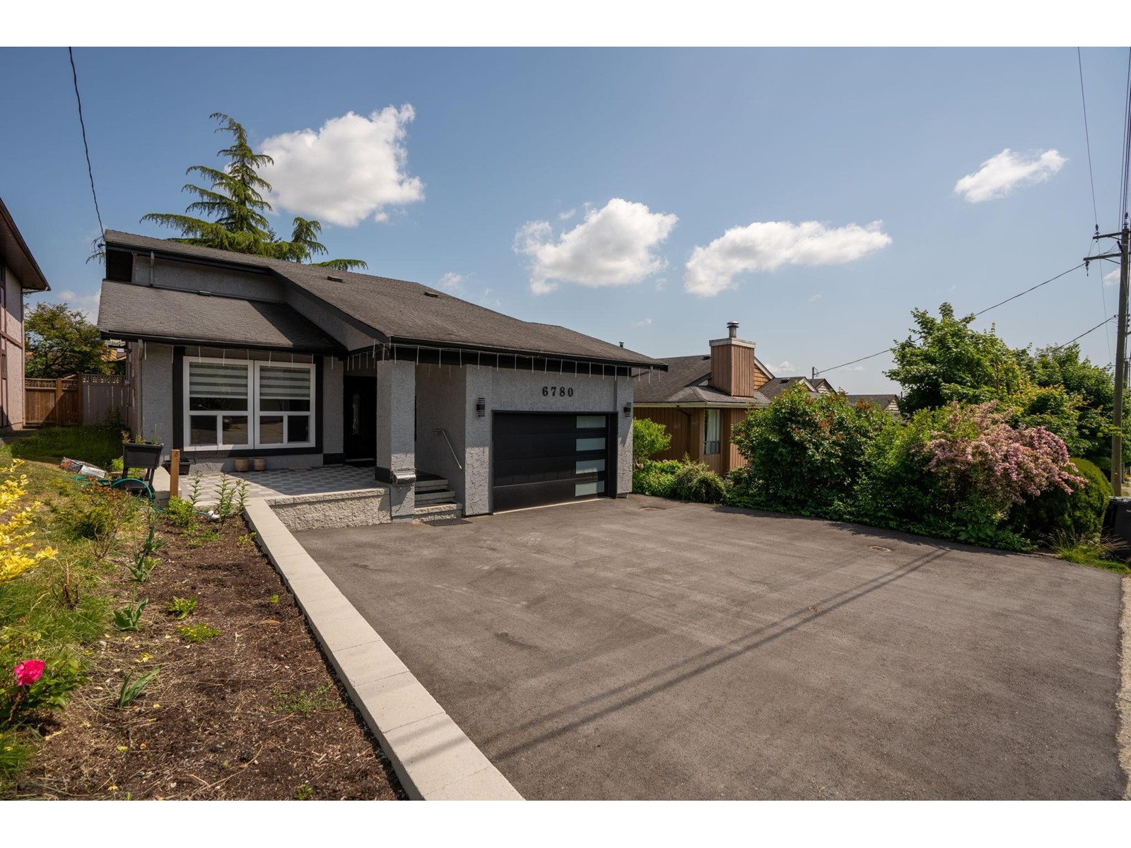 6780 197 Street, Langley, BC, V2Y 1A9