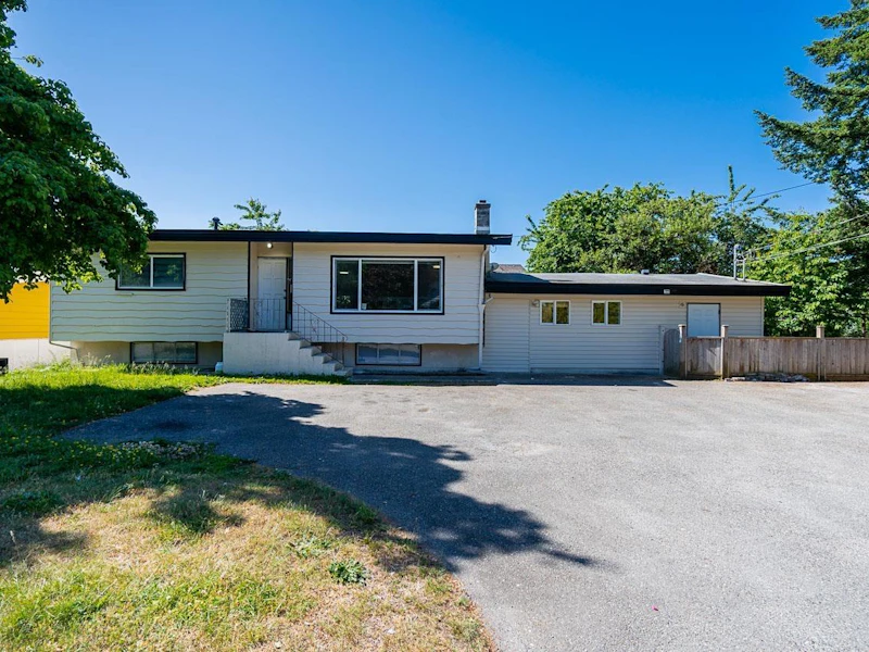 32214 Diamond Avenue, Mission BC V2V 1M2