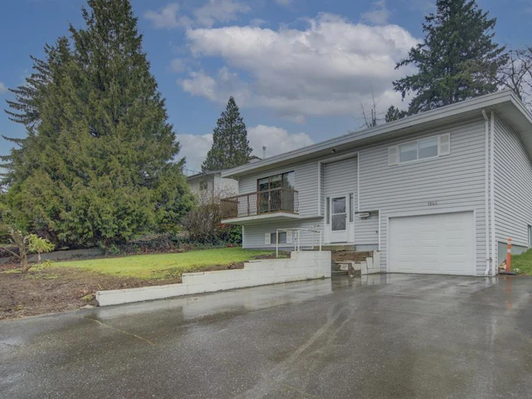 1940 Mckenzie Road, Abbotsford, BC, V2S 3Z4