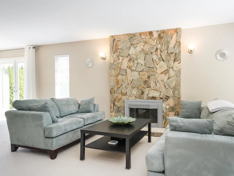13435 61a Avenue, Surrey, BC, V3X 1L9
