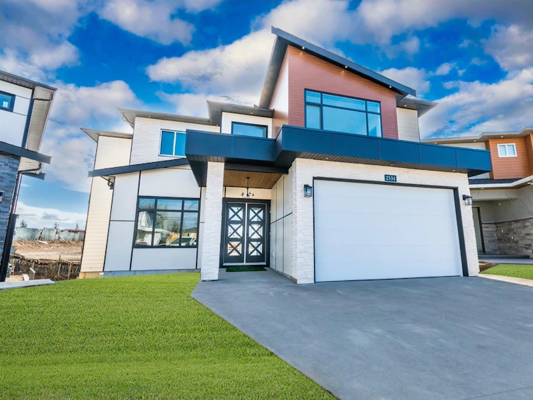 2534 Terminal Court, Abbotsford, BC, V4X 1L9