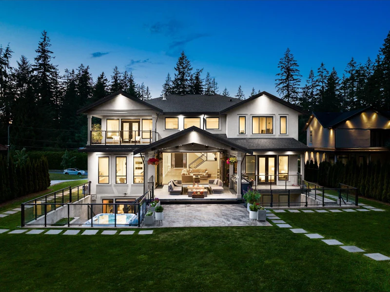 14388 27th Avenue, Surrey BC V4P 1R6
