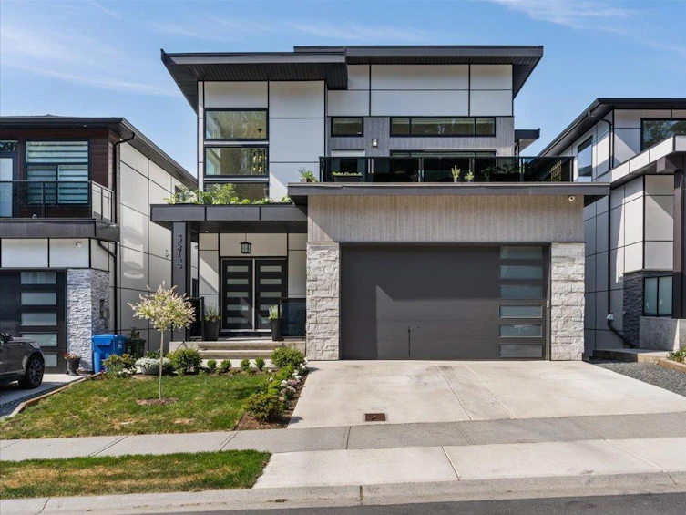 36745 Dianne Brook Avenue, Abbotsford, BC, V3G 0H4