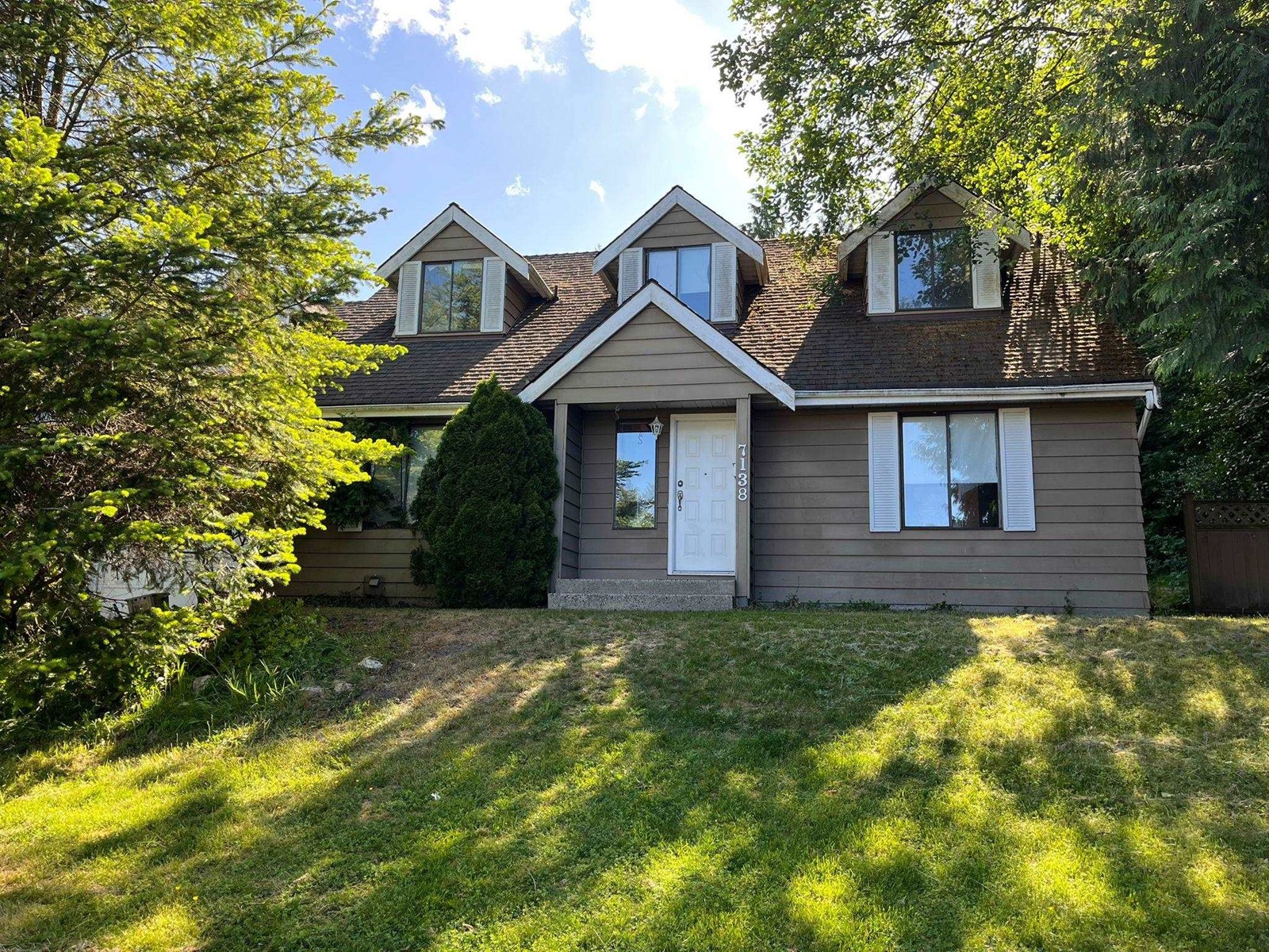 7138 York Crescent, Delta, BC, V4E 2W8