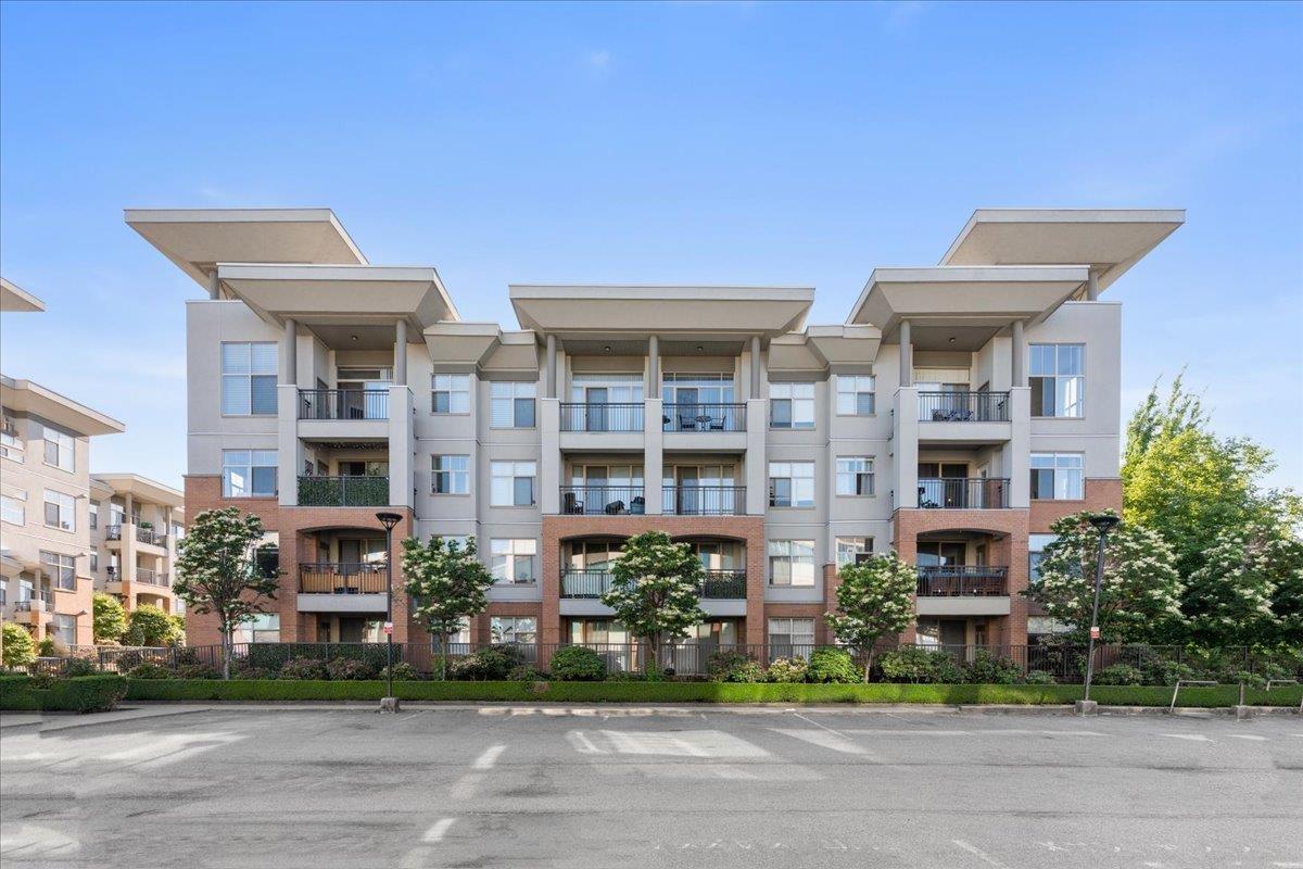 304-33546 Holland Avenue, Abbotsford, BC, V2S 0C1