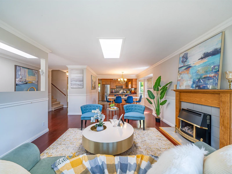 14085 18a Avenue, Surrey BC V4A 8H3