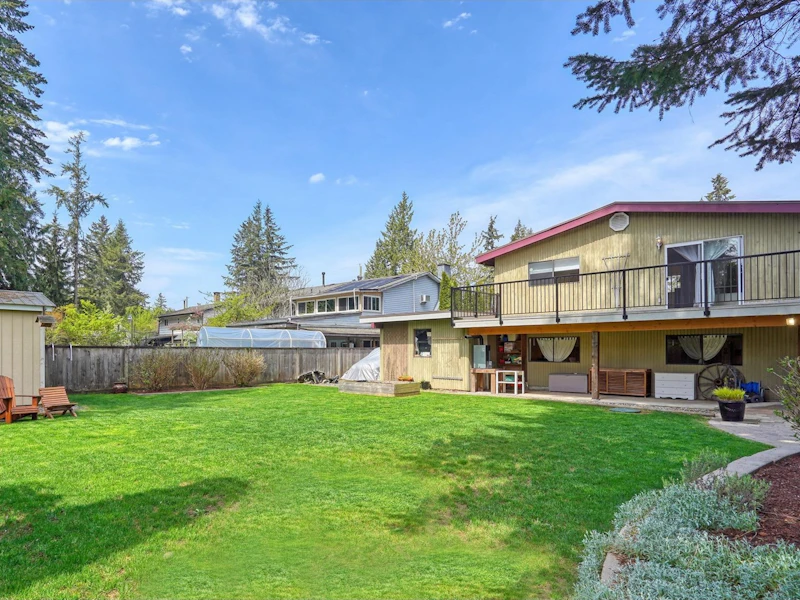 20378 43a Avenue, Langley BC V3A 3C5