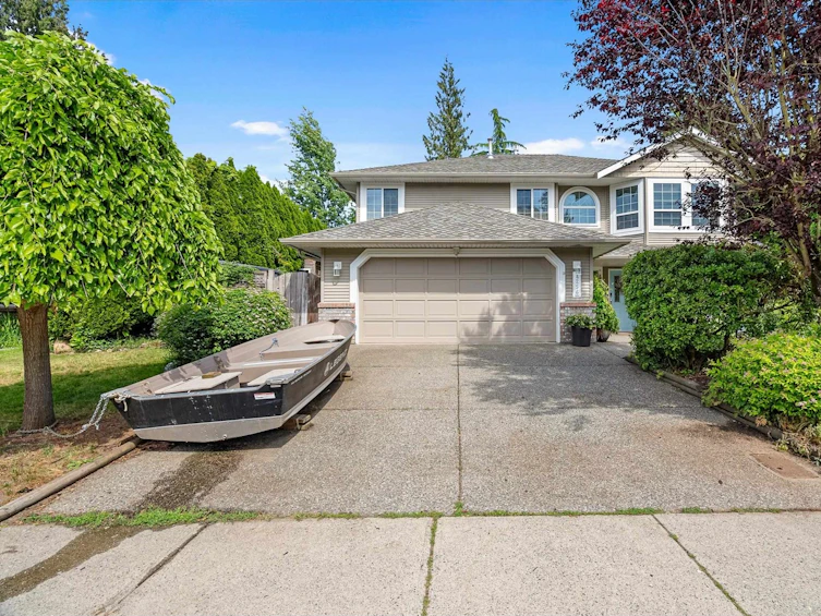4256 Old Clayburn Road, Abbotsford, BC, V3G 1L5