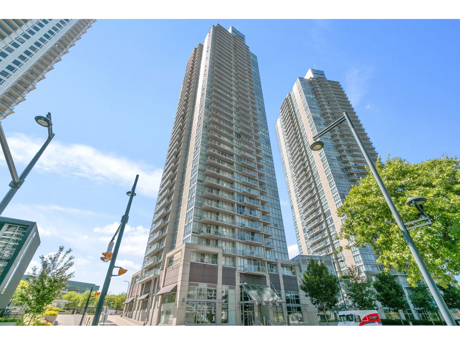 1206-9981 Whalley, Surrey, BC, V3T 0G6