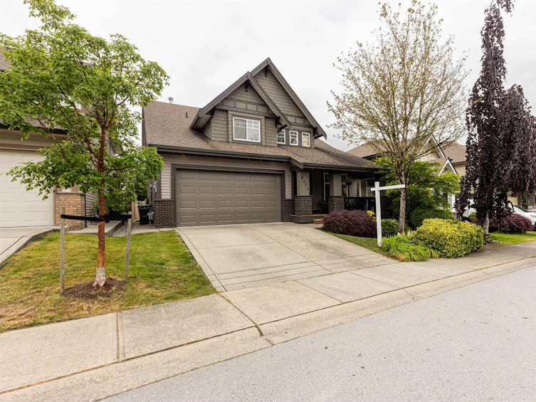 8371 208b Street, Langley, BC, V2Y 0A7