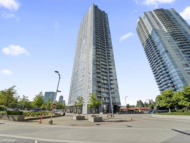 2010 - 13618 100th Avenue, Surrey BC V3T 0A8