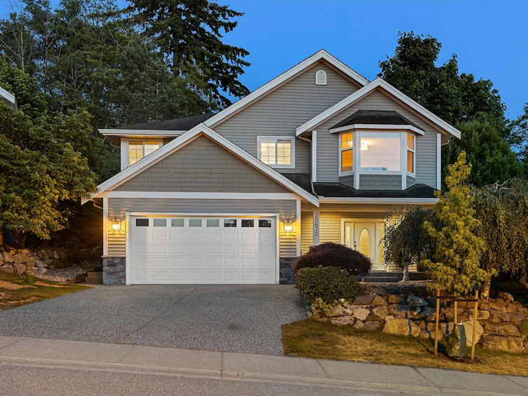 35672 Hawksview Place, Abbotsford, BC, V3G 2Y1