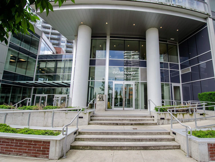 2506-13308 Central, Surrey, BC, V3T 0M4