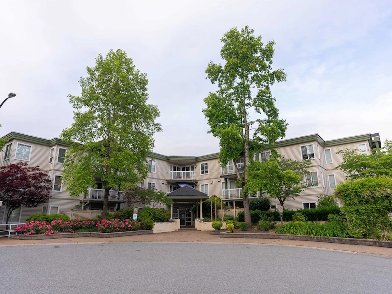 308 - 10678 138a Street, Surrey BC V3T 4L3