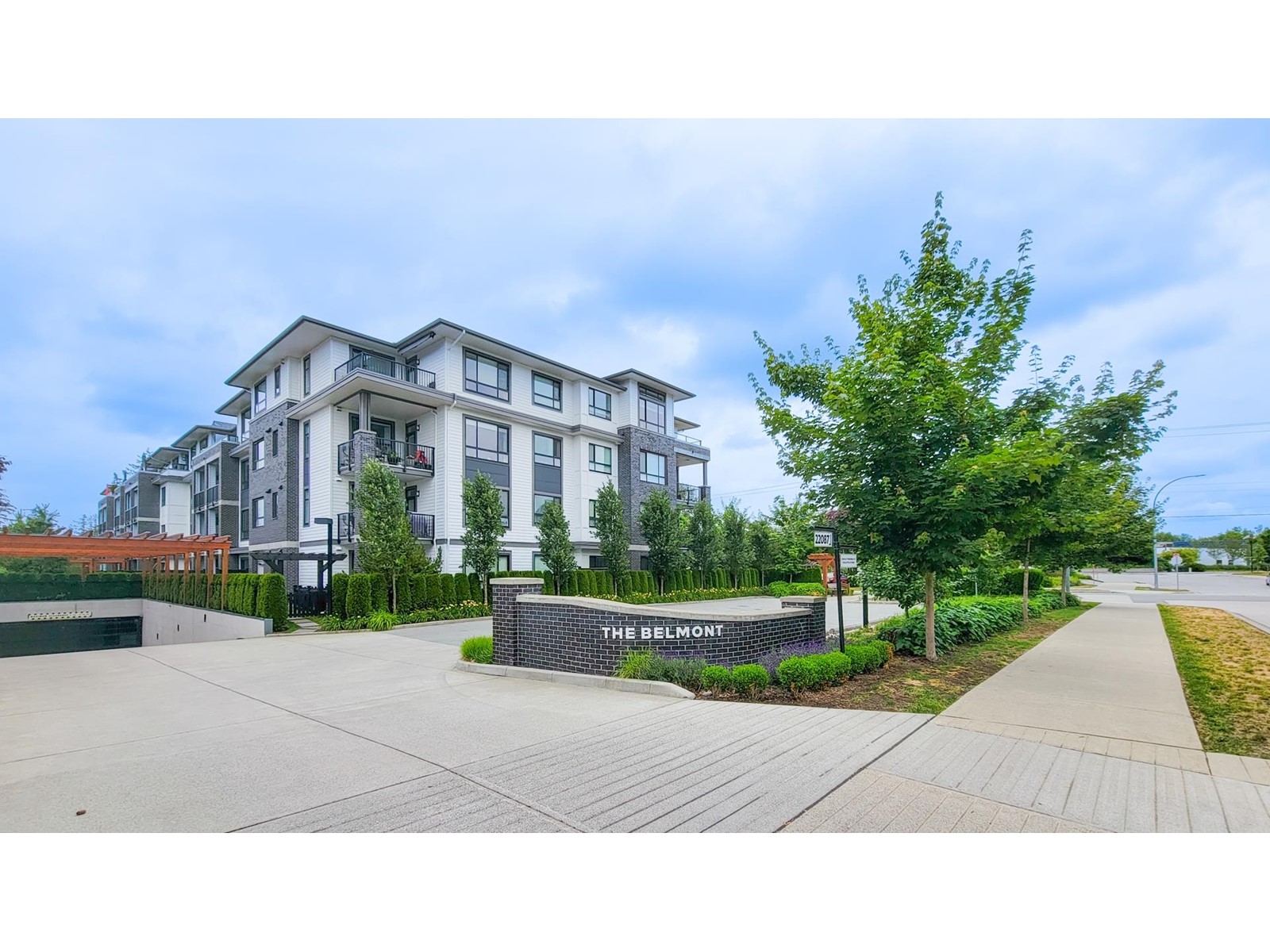 209-22087 49 Avenue, Langley, BC, V3A 0K4