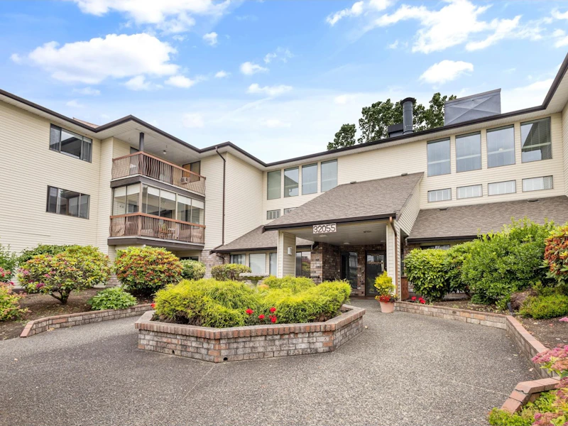 106 - 32055 Old Yale Road, Abbotsford BC V2T 2C8