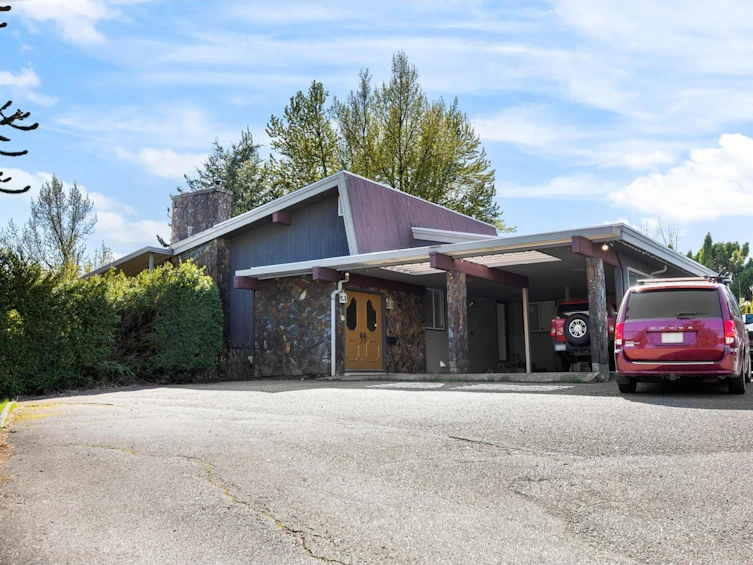 2452 Sunnyside Place, Abbotsford, BC, V2T 4A3