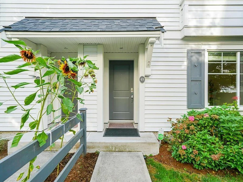 49 - 15340 Guildford Drive, Surrey BC