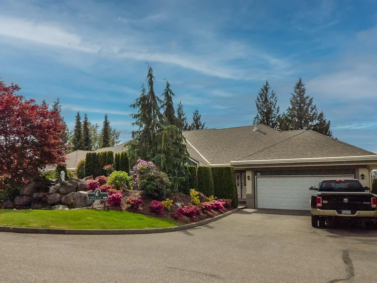 15-4001 Old Clayburn Road, Abbotsford, BC, V3G 1C5