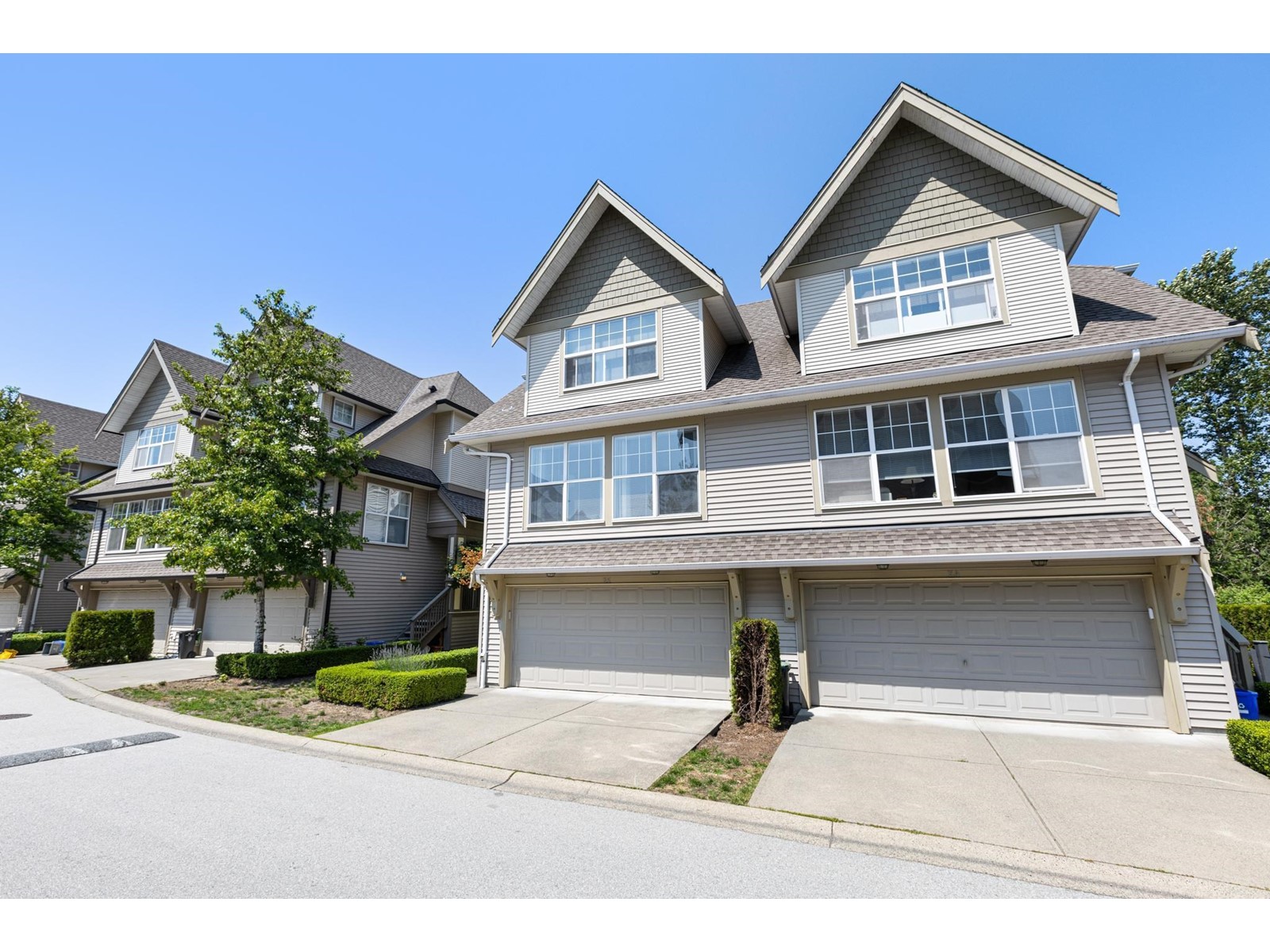 25-8089 209 Street, Langley, BC, V2Y 0B1