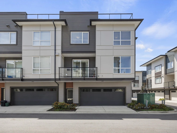 17-7288 188 Street, Surrey, BC, V4N 6W3