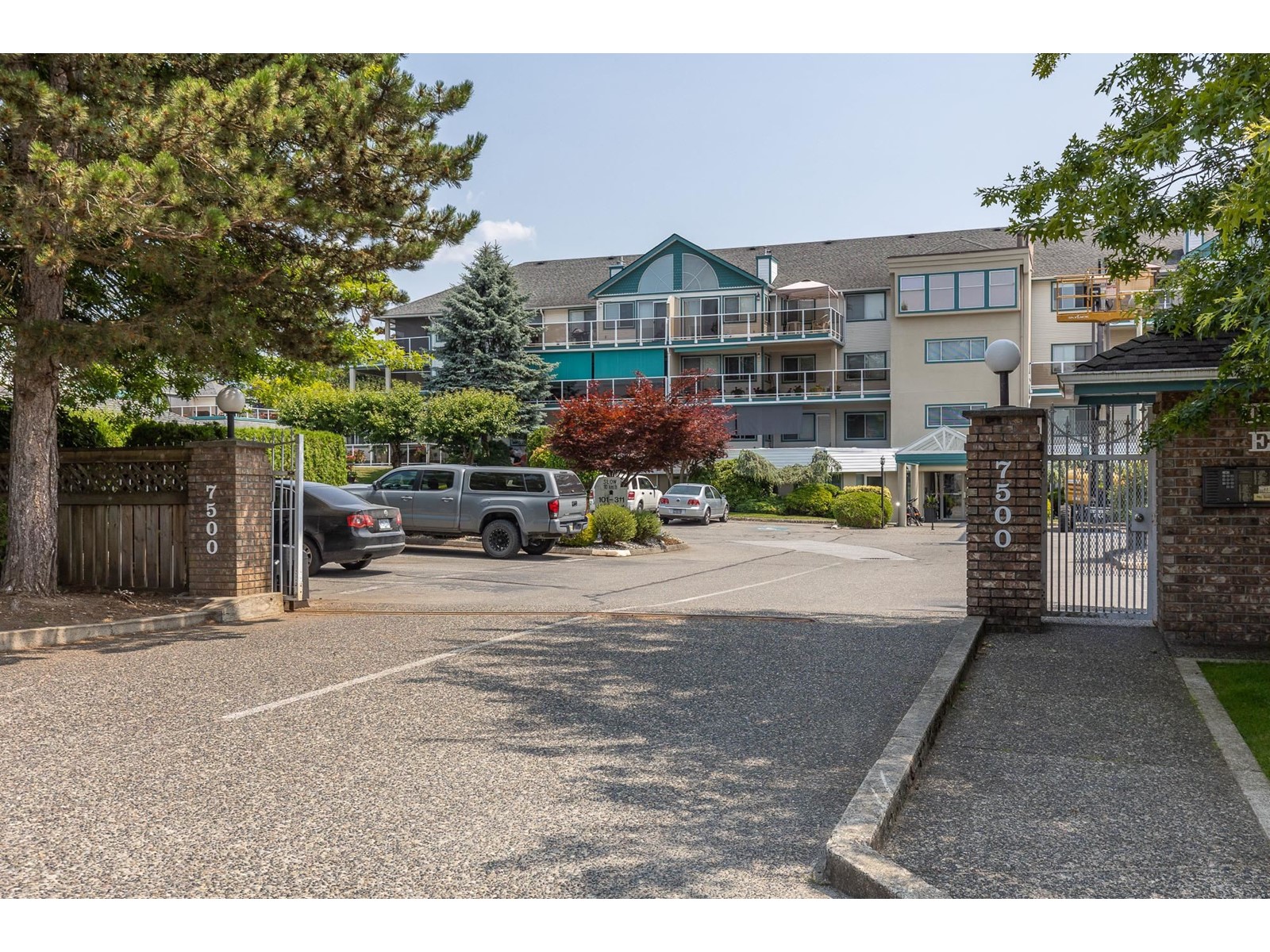 201-7500 Columbia Street, Mission, BC, V2V 4C1
