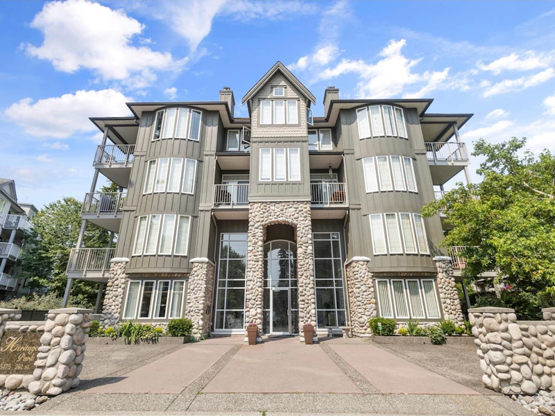 204 - 5475 201st Street, Langley BC V3A 1P8