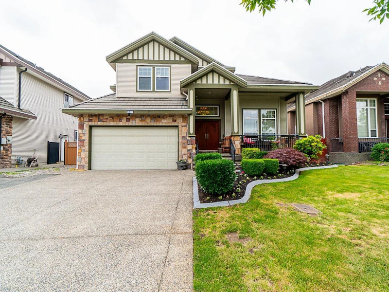 6939 148a Street, Surrey BC V3S 0Y9