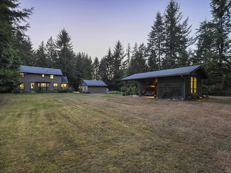 4994 240th Street, Langley BC V2Z 2M8