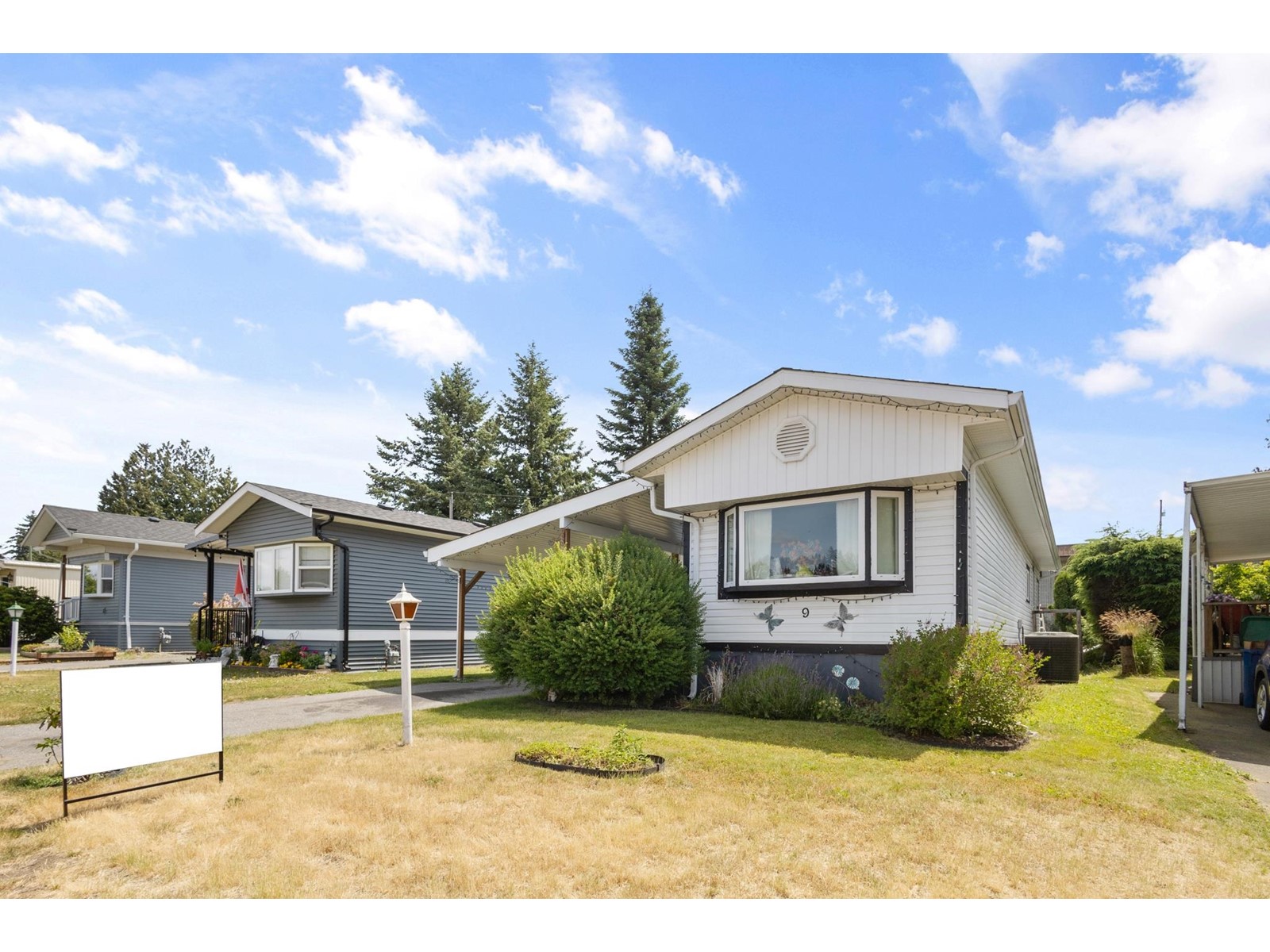 9-31313 Livingstone Avenue, Abbotsford, BC, V2T 4T1