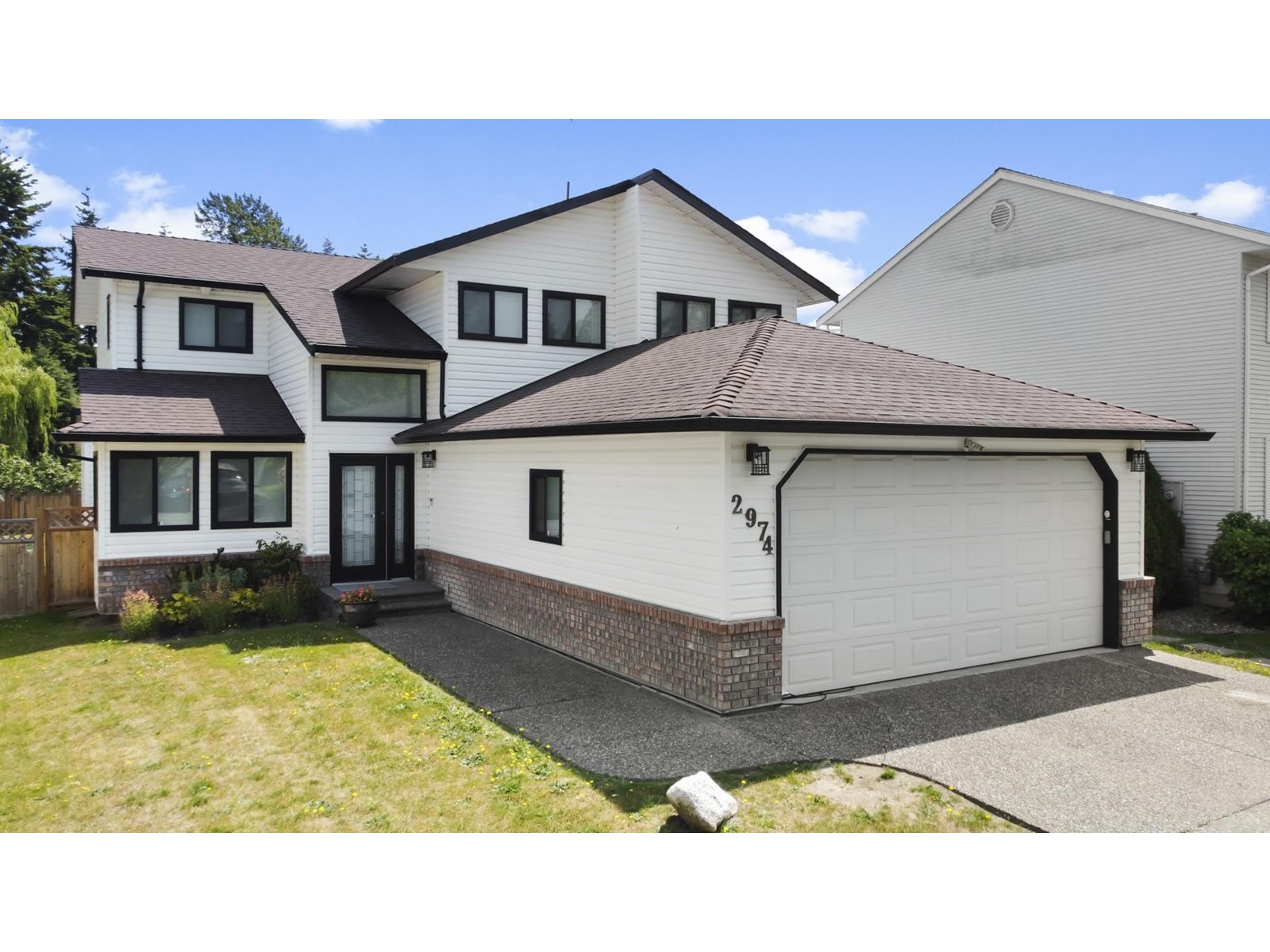 2974 152a Street, Surrey, BC, V4P 1G7