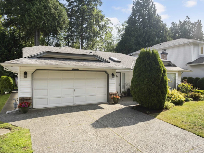 15740 91a Avenue, Surrey BC V4N 2X5