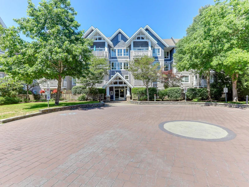 313 - 20750 Duncan Way, Langley BC V3A 9J6