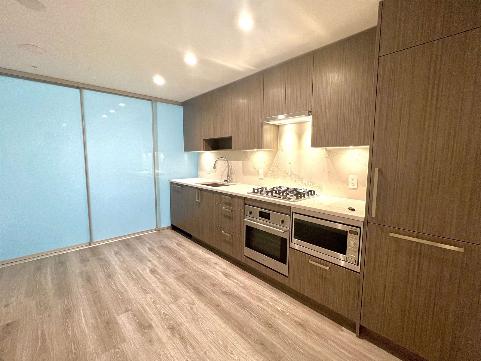 616-13350 Central Avenue, Surrey, BC, V3T 0S1