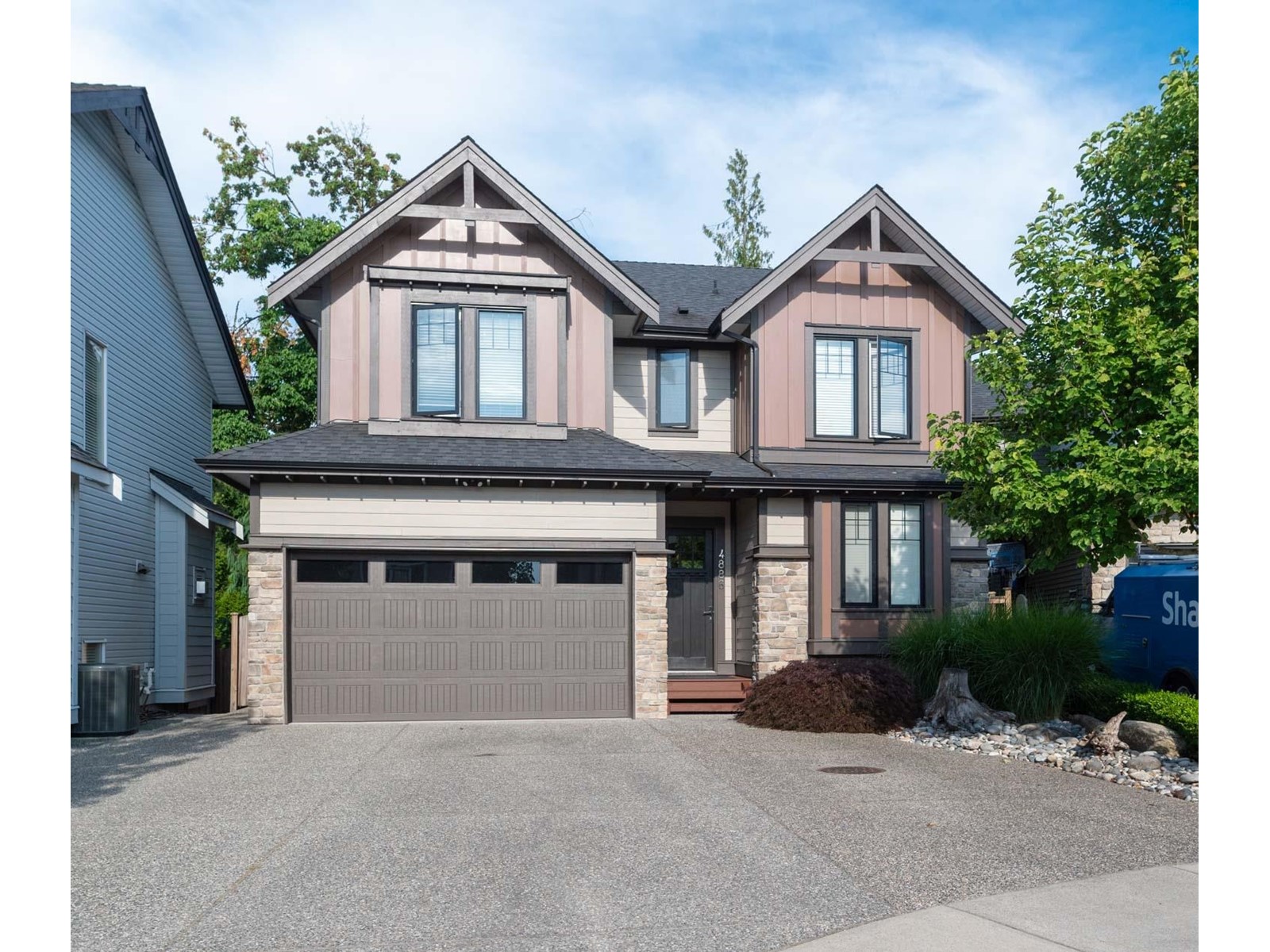 4886 223b Street, Langley, BC, V2Y 2X6