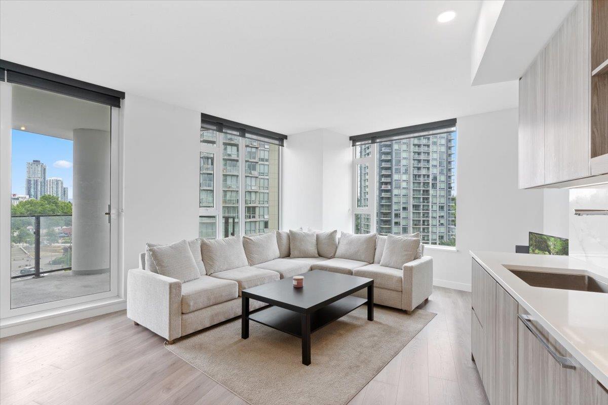 604-9887 Whalley Boulevard, Surrey, BC, V3T 0P4