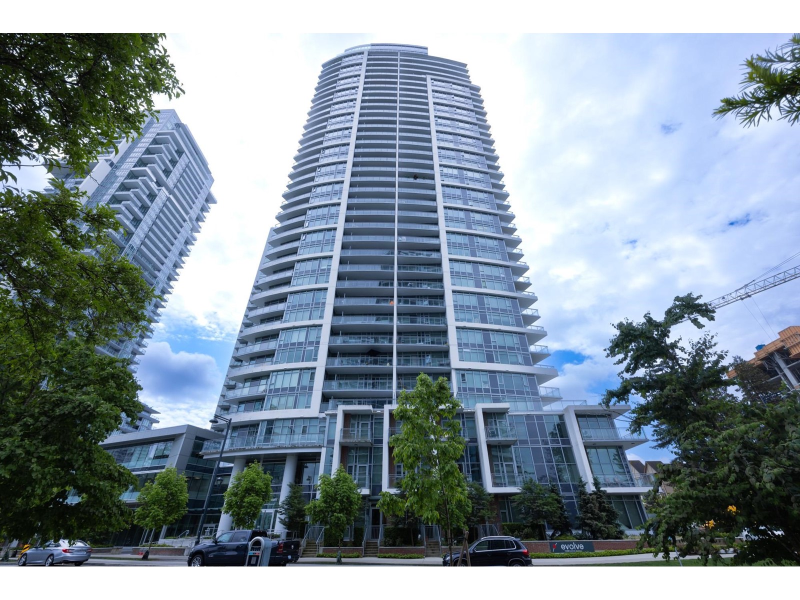 2307-13308 Central Avenue, Surrey, BC, V3T 0M4